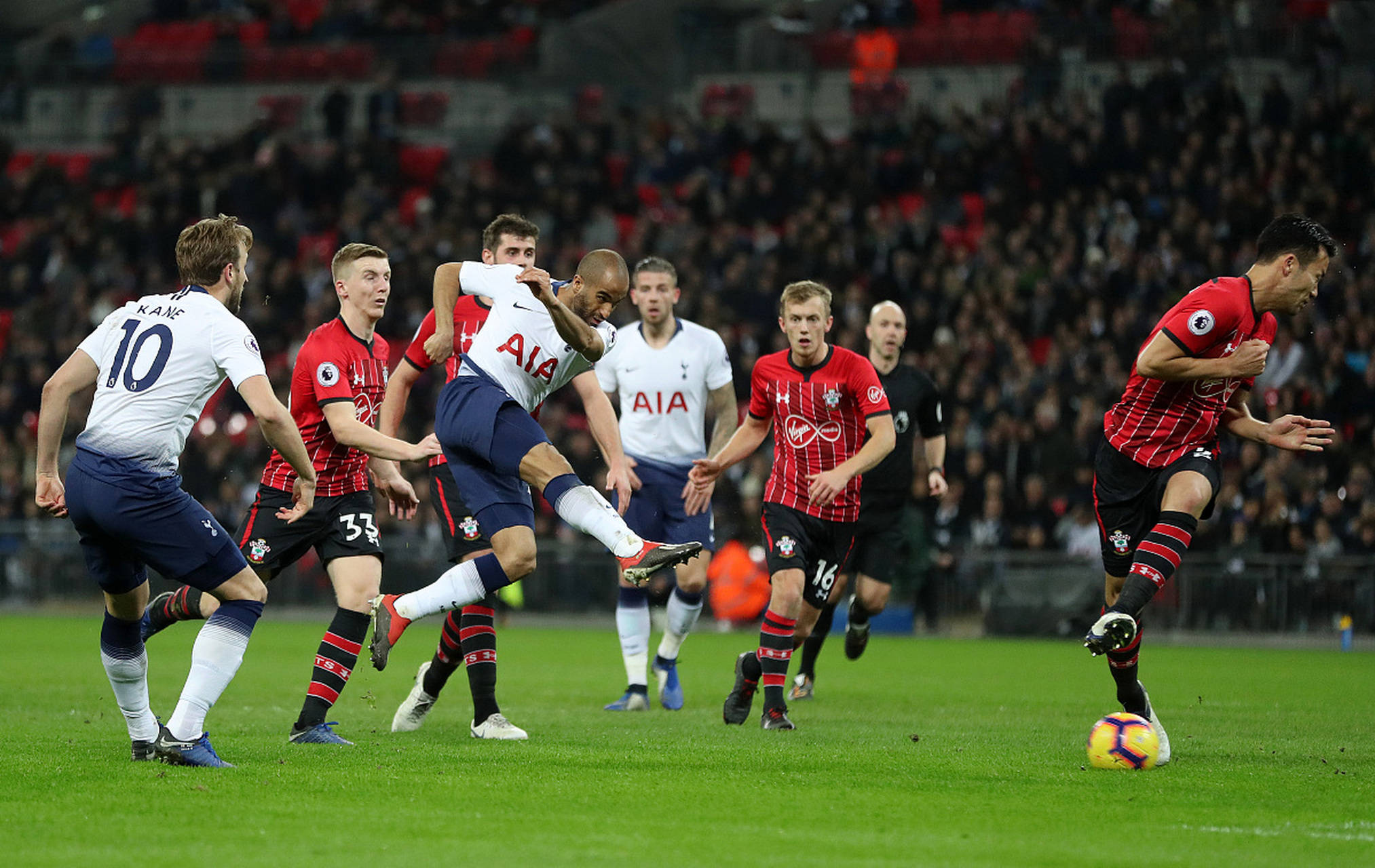 实现了从默 实现了从默